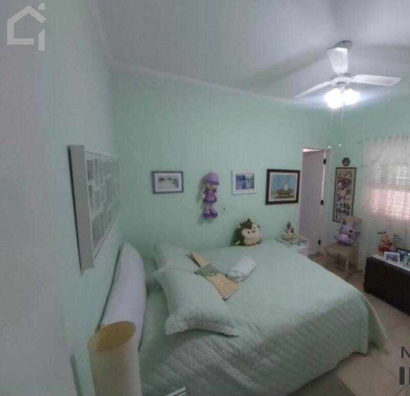 Casa, 3 quartos, 260 m² - Foto 14