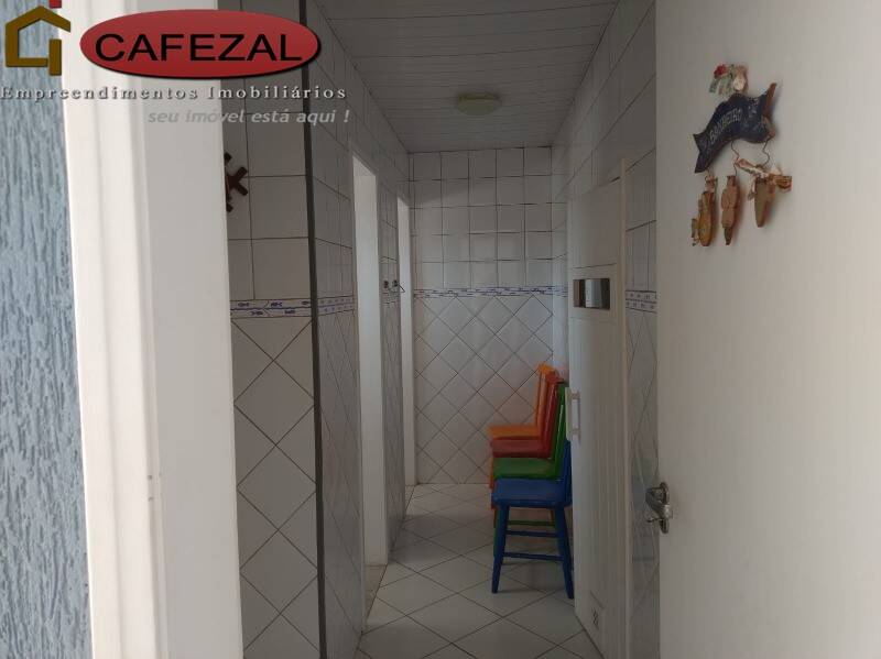 Casa, 4 quartos, 360 m² - Foto 16