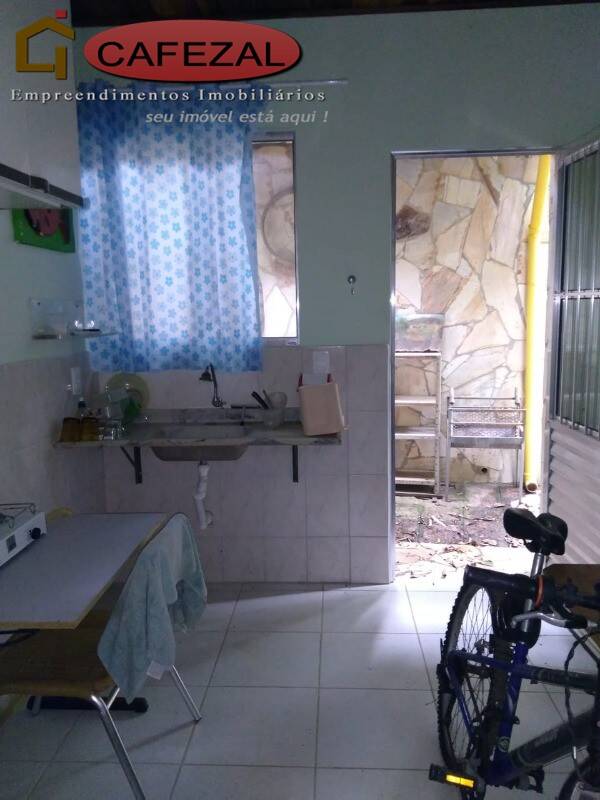 Casa, 2 quartos, 175 m² - Foto 9