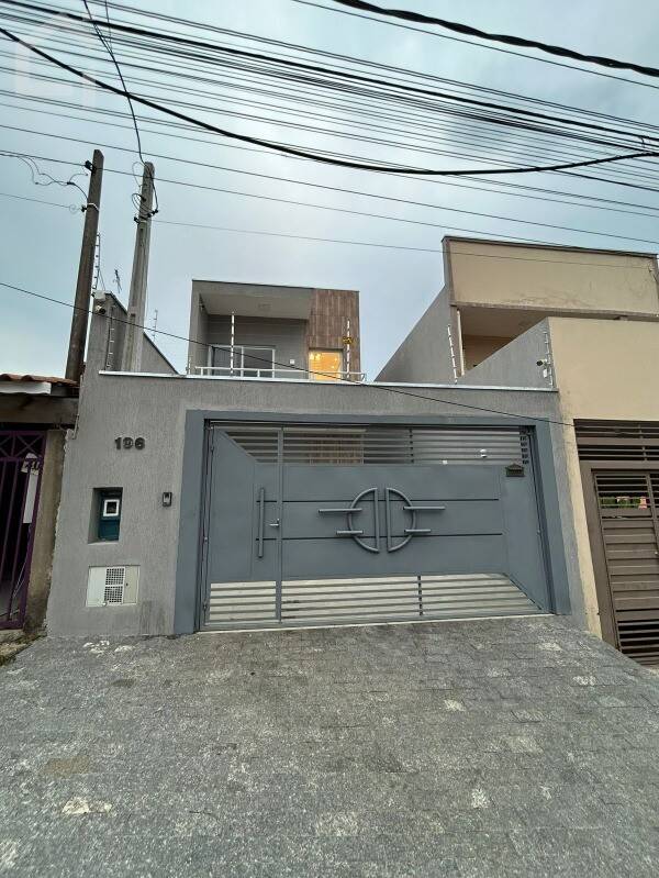 Sobrado, 3 quartos, 200 m² - Foto 1