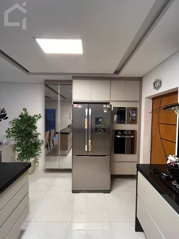 Sobrado, 3 quartos, 200 m² - Foto 8