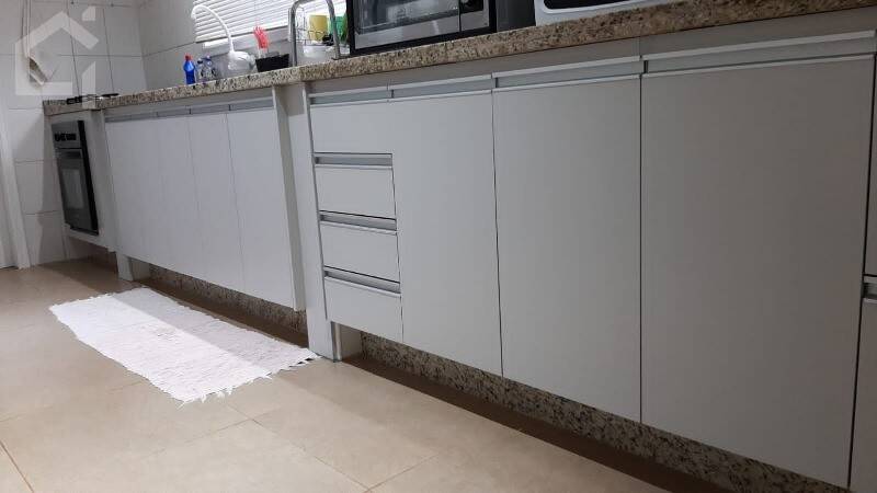 Casa, 4 quartos, 233 m² - Foto 8