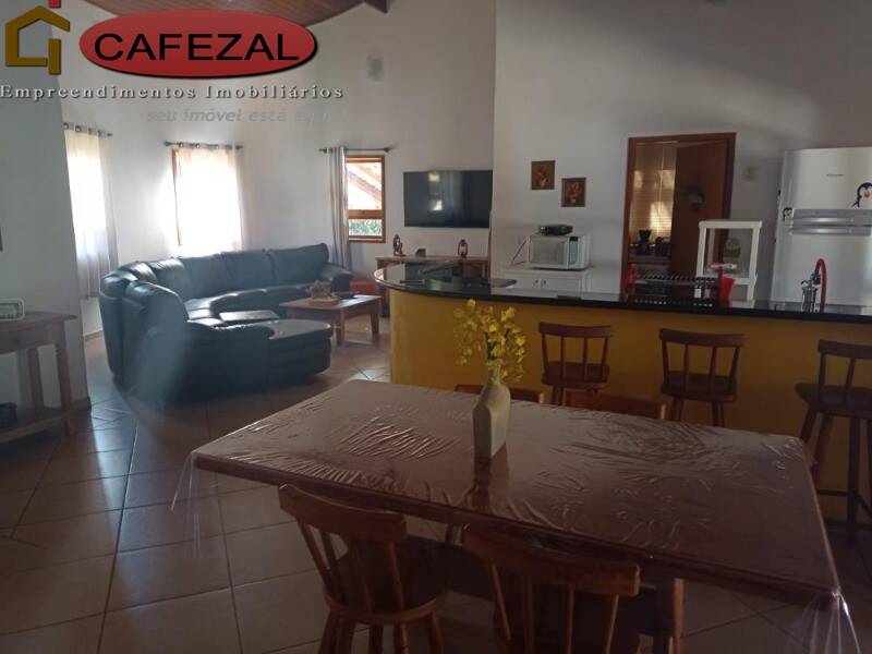 Casa, 3 quartos, 360 m² - Foto 35