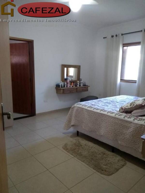 Casa, 3 quartos, 360 m² - Foto 40