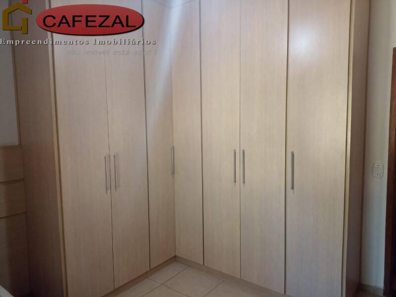 Casa, 3 quartos, 360 m² - Foto 48