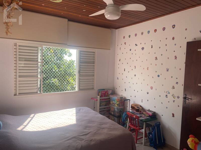 Casa, 4 quartos, 390 m² - Foto 31