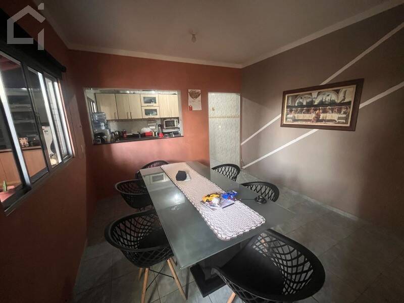 Casa, 3 quartos, 197 m² - Foto 8