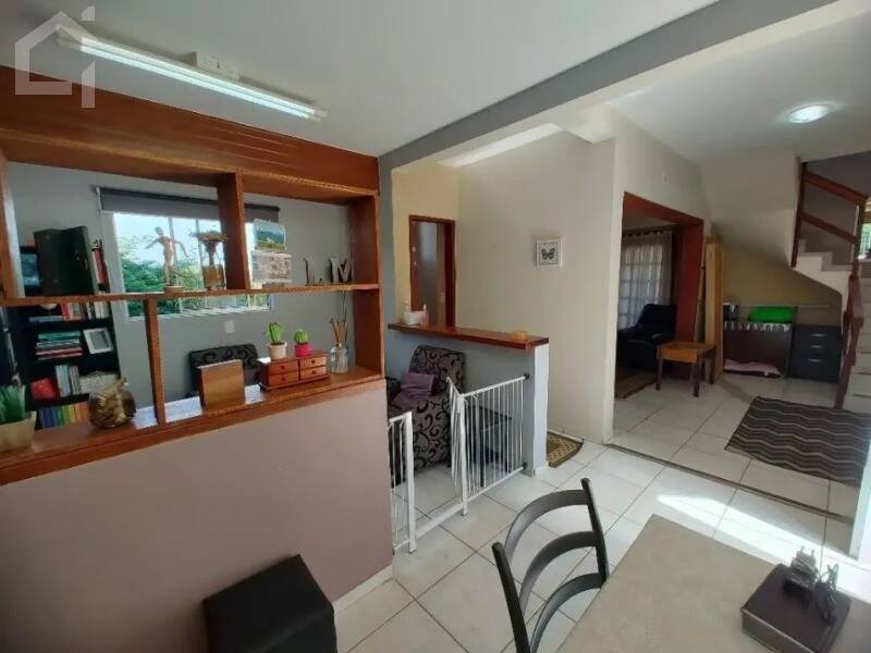 Casa, 4 quartos, 246 m² - Foto 9