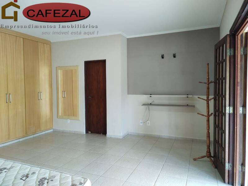 Casa, 4 quartos, 950 m² - Foto 33