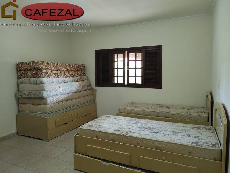 Casa, 4 quartos, 950 m² - Foto 38