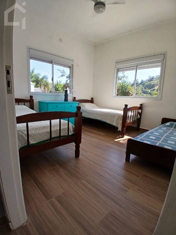 Casa, 3 quartos, 262 m² - Foto 10