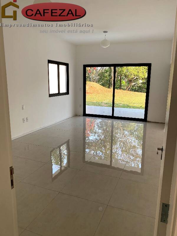 Casa, 3 quartos, 300 m² - Foto 21