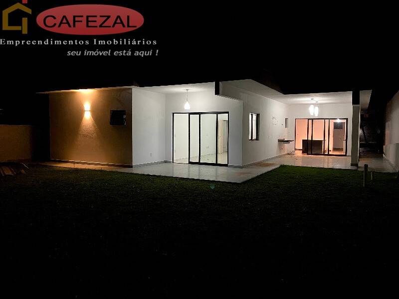 Casa, 3 quartos, 300 m² - Foto 35