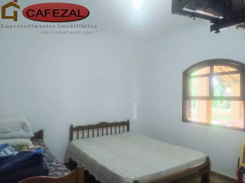 Casa, 3 quartos, 218 m² - Foto 49