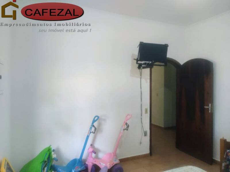 Casa, 3 quartos, 218 m² - Foto 50