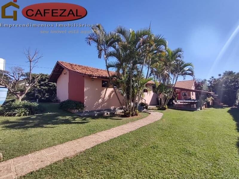 Casa, 3 quartos, 267 m² - Foto 2