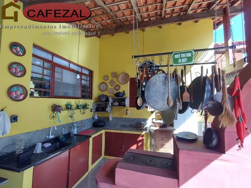 Casa, 3 quartos, 267 m² - Foto 15