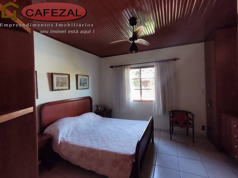 Casa, 3 quartos, 267 m² - Foto 40