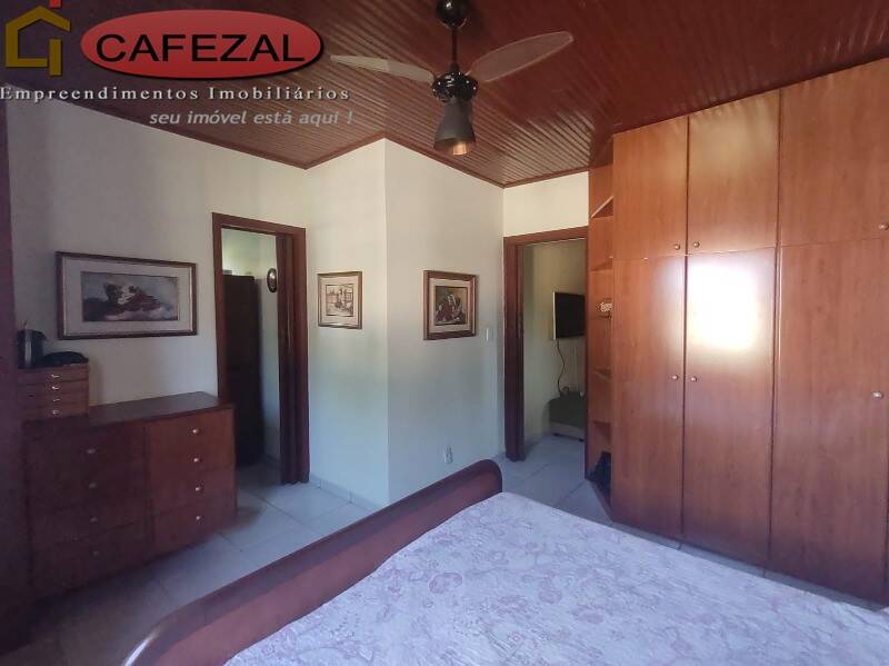 Casa, 3 quartos, 267 m² - Foto 44