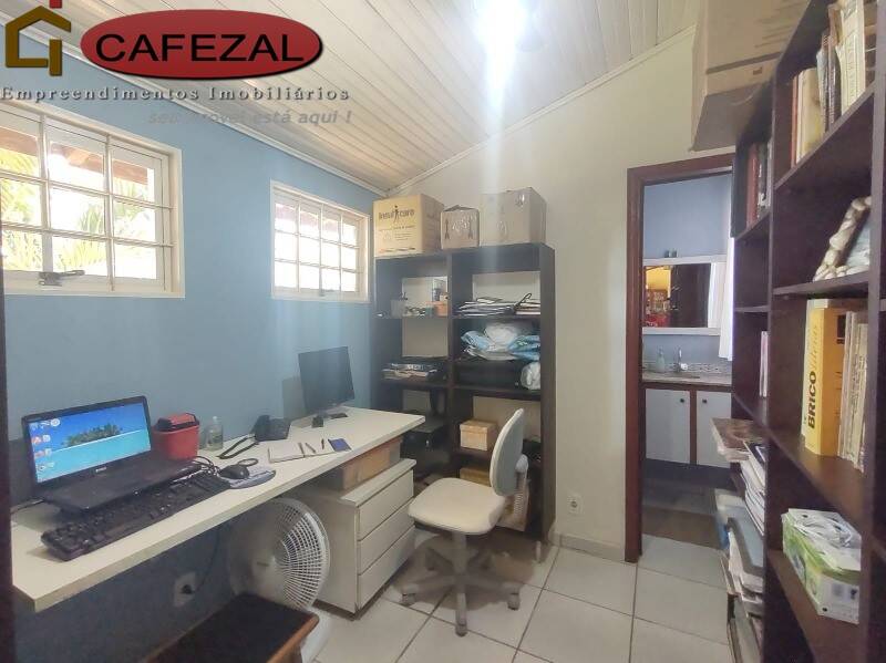 Casa, 3 quartos, 267 m² - Foto 50
