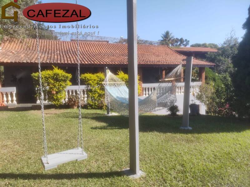 Casa, 3 quartos, 241 m² - Foto 3