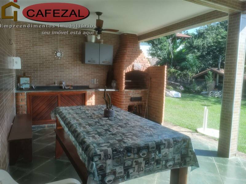 Casa, 3 quartos, 241 m² - Foto 11
