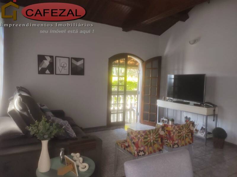 Casa, 3 quartos, 241 m² - Foto 24