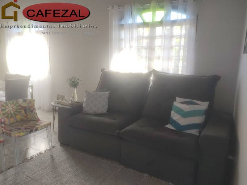 Casa, 3 quartos, 241 m² - Foto 26