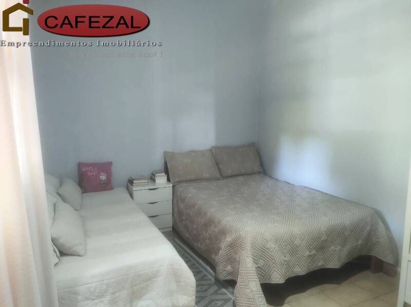 Casa, 3 quartos, 241 m² - Foto 34