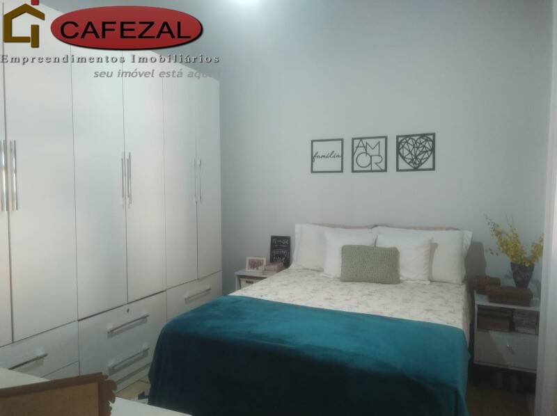 Casa, 3 quartos, 241 m² - Foto 37