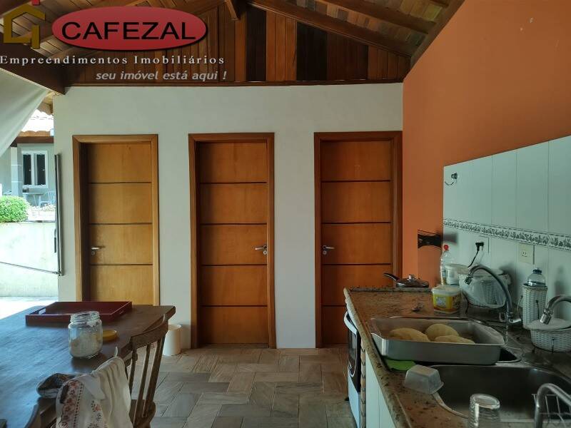Casa, 3 quartos, 350 m² - Foto 13