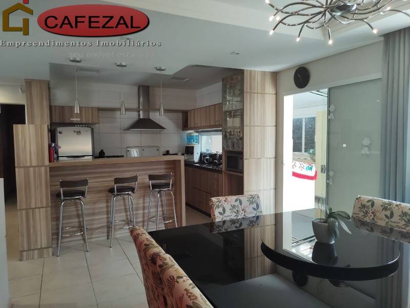 Casa, 3 quartos, 350 m² - Foto 20