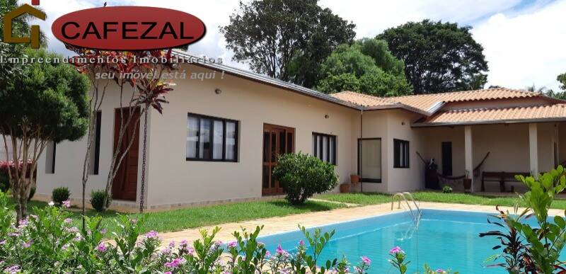 Casa, 4 quartos, 256 m² - Foto 1