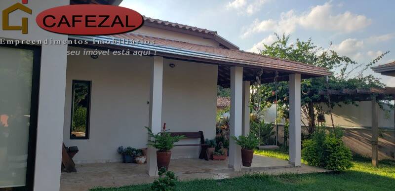 Casa, 4 quartos, 256 m² - Foto 4