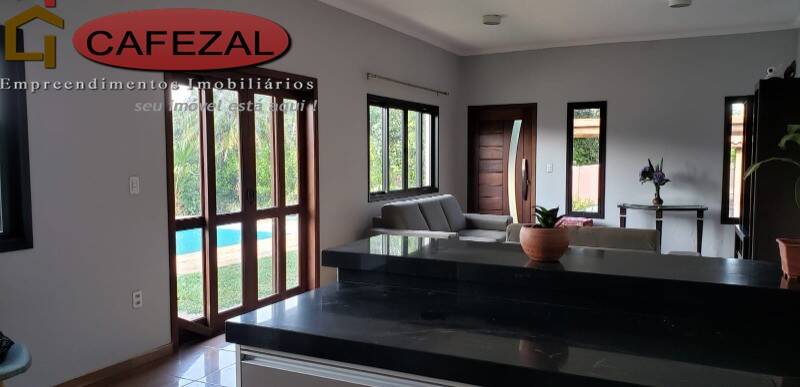 Casa, 4 quartos, 256 m² - Foto 16
