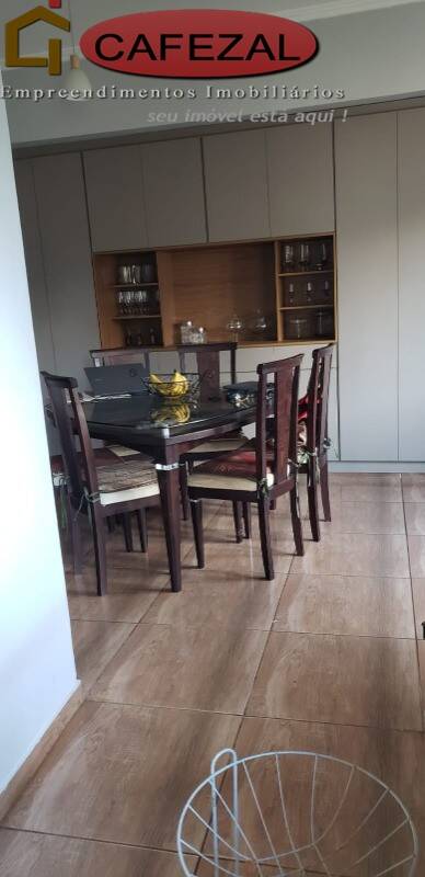 Casa, 4 quartos, 256 m² - Foto 17