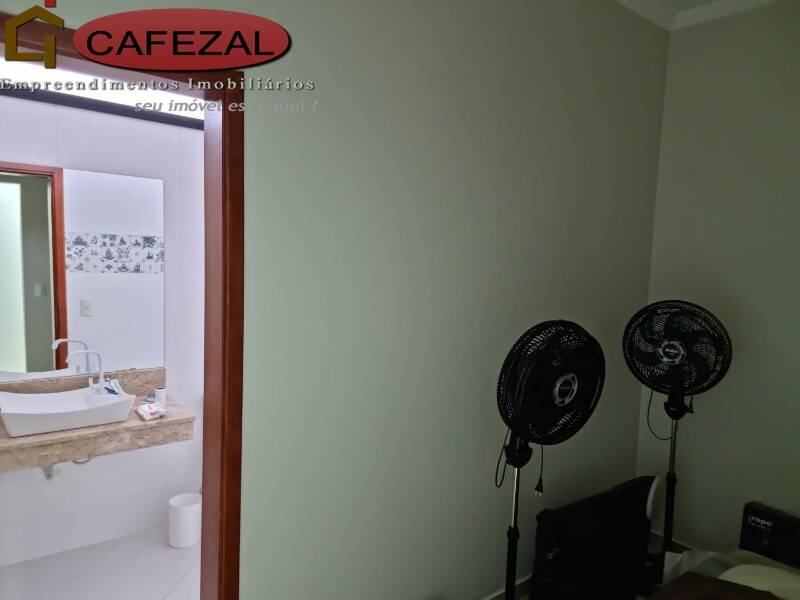 Casa, 3 quartos, 290 m² - Foto 45