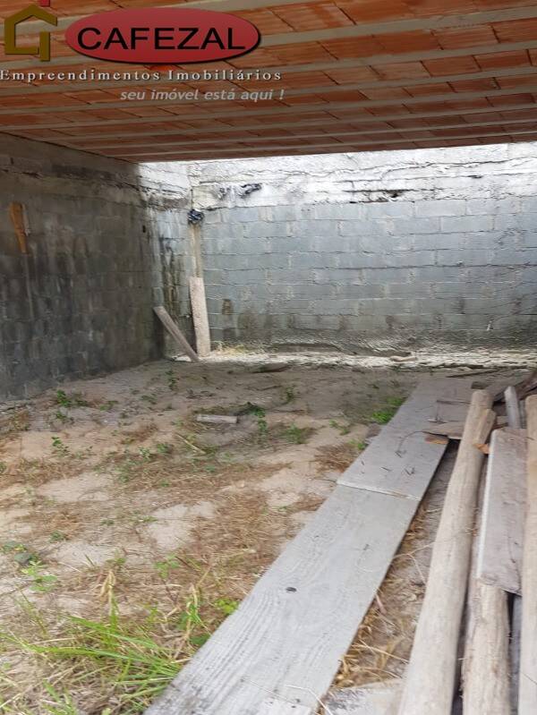 Casa, 6 quartos, 289 m² - Foto 2