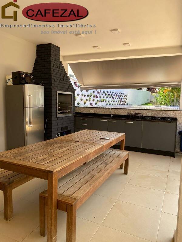 Casa, 3 quartos, 378 m² - Foto 8