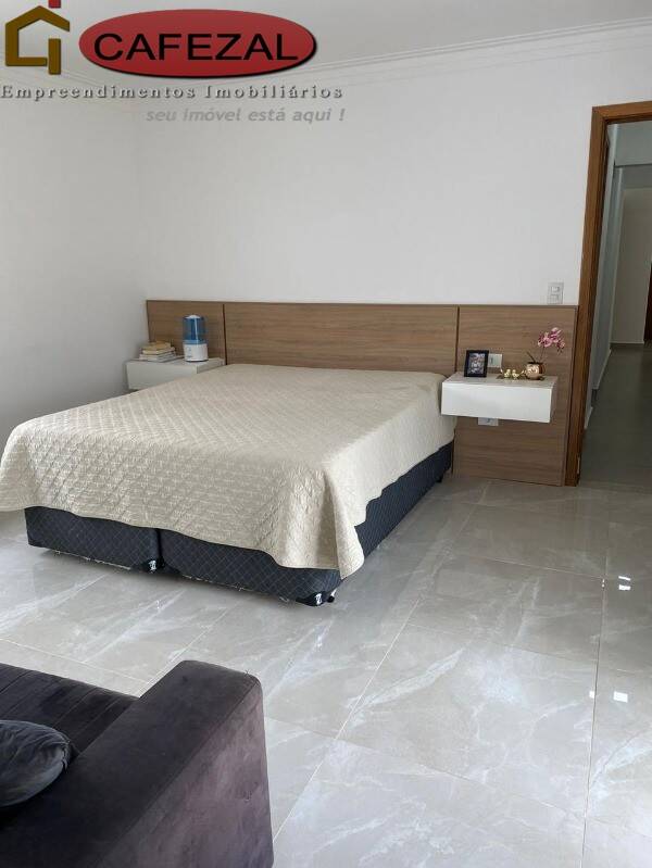 Casa, 3 quartos, 378 m² - Foto 28