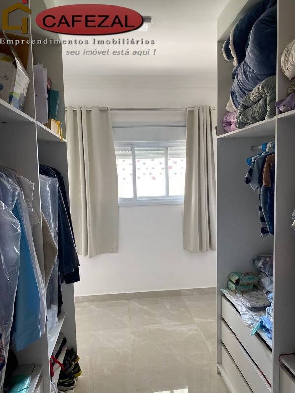 Casa, 3 quartos, 378 m² - Foto 32