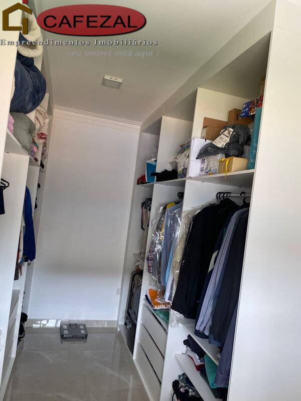 Casa, 3 quartos, 378 m² - Foto 33