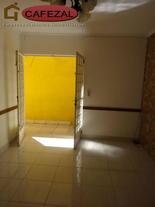 Casa, 2 quartos, 180 m² - Foto 13