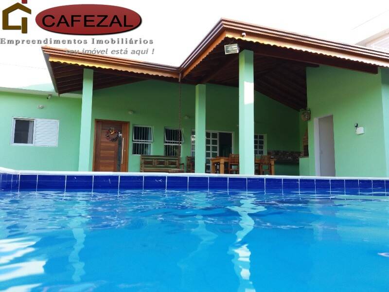 Casa, 4 quartos, 244 m² - Foto 1