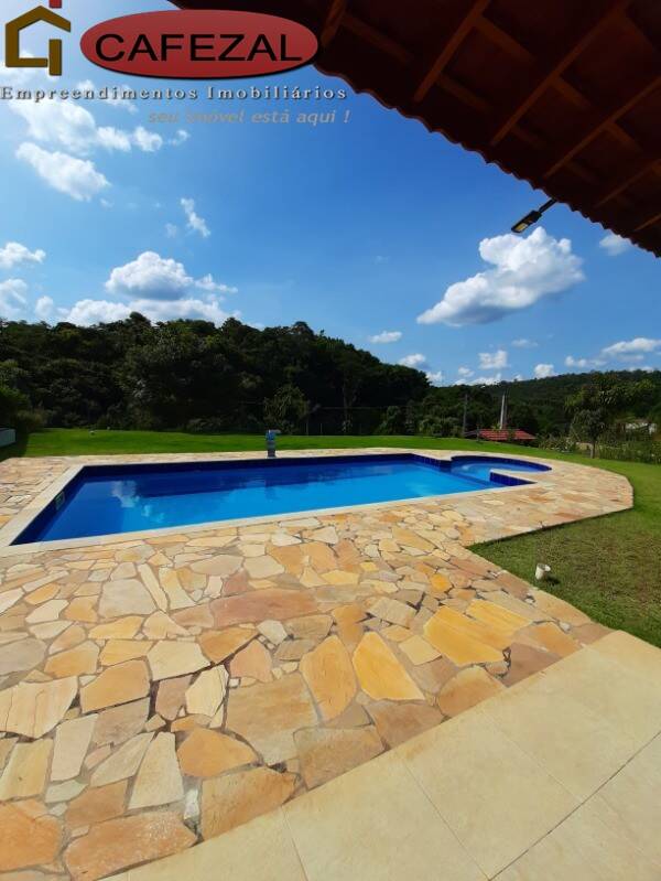 Casa, 4 quartos, 244 m² - Foto 2