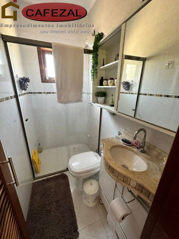 Casa, 3 quartos, 584 m² - Foto 35