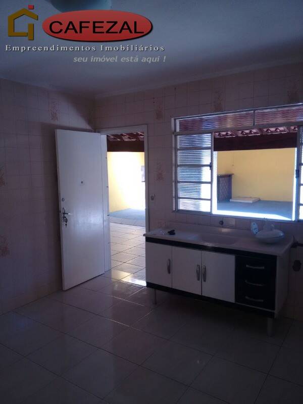 Casa, 2 quartos, 180 m² - Foto 16