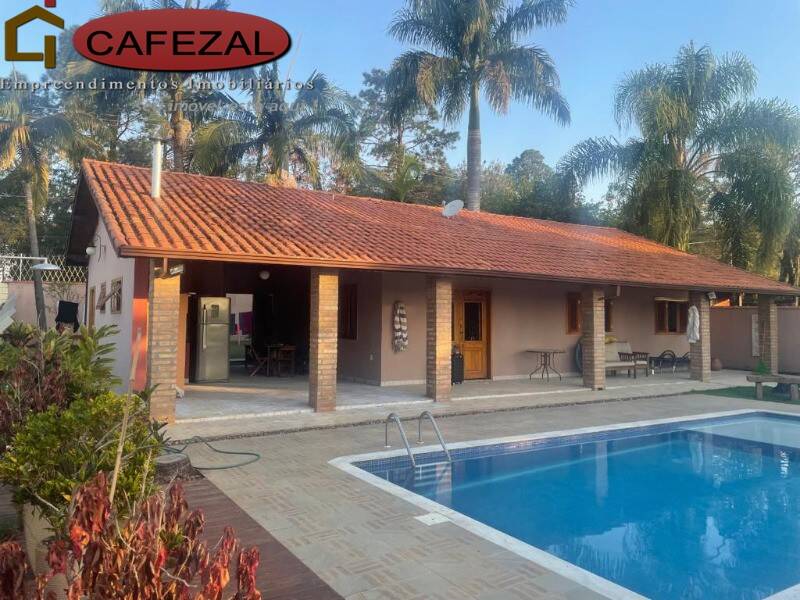 Casa, 3 quartos, 194 m² - Foto 1