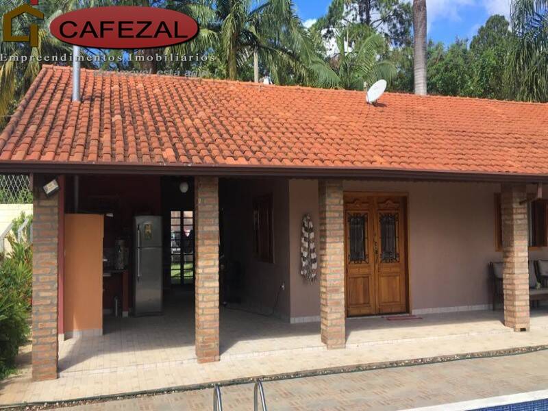 Casa, 3 quartos, 194 m² - Foto 2