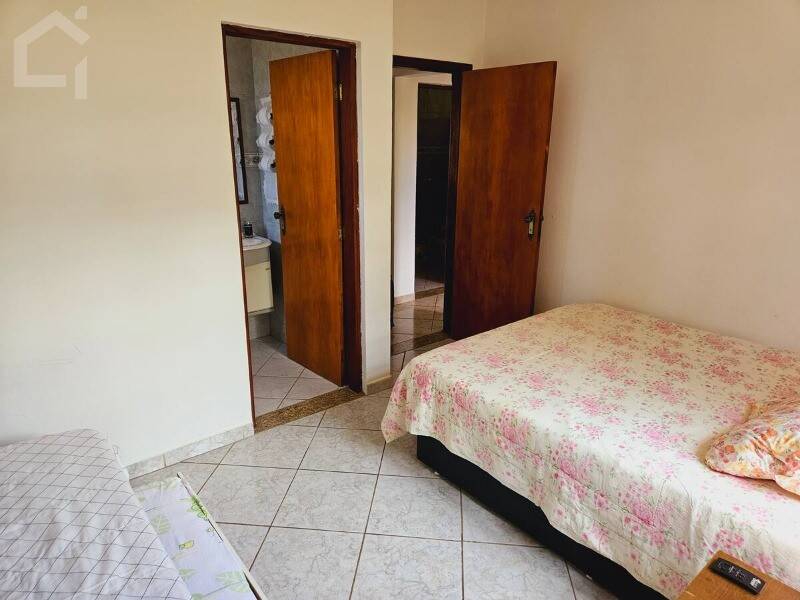 Casa, 3 quartos, 214 m² - Foto 28